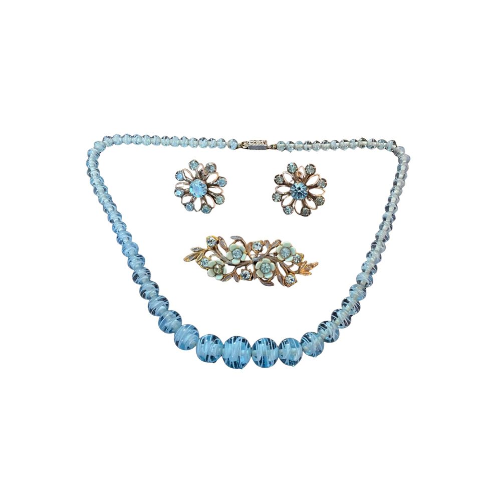 Parure « Aigue-marine » — collier, boucles fleur & broche