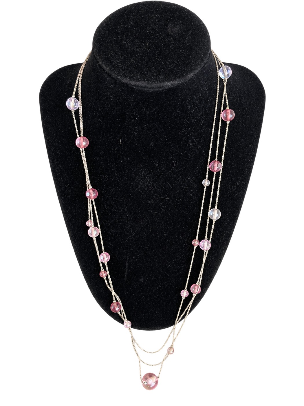 Collier « Pluie rose » — trois rangs de perles et cristal