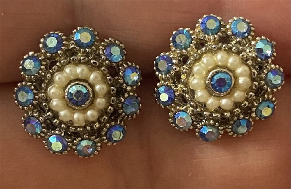 Boucles « Fleur victorienne » — perles & AB