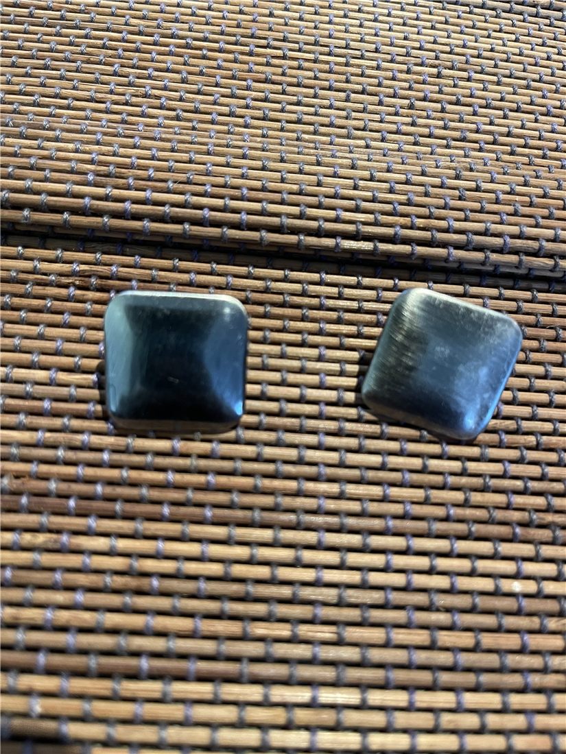 Boucles « Fumée » — carré gris