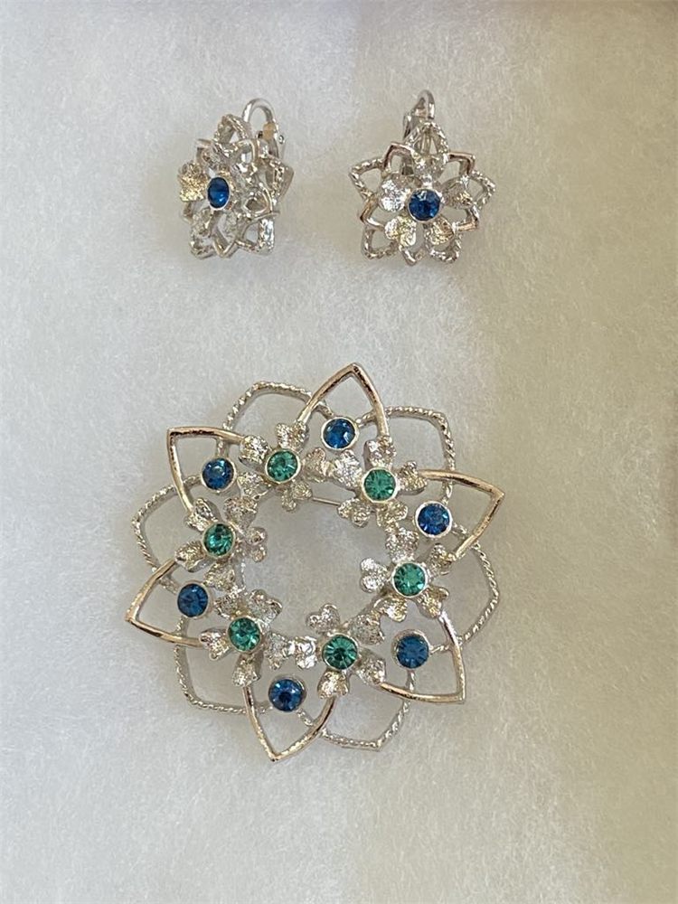 Demi-parure « Couronne paon » — broche & boucles