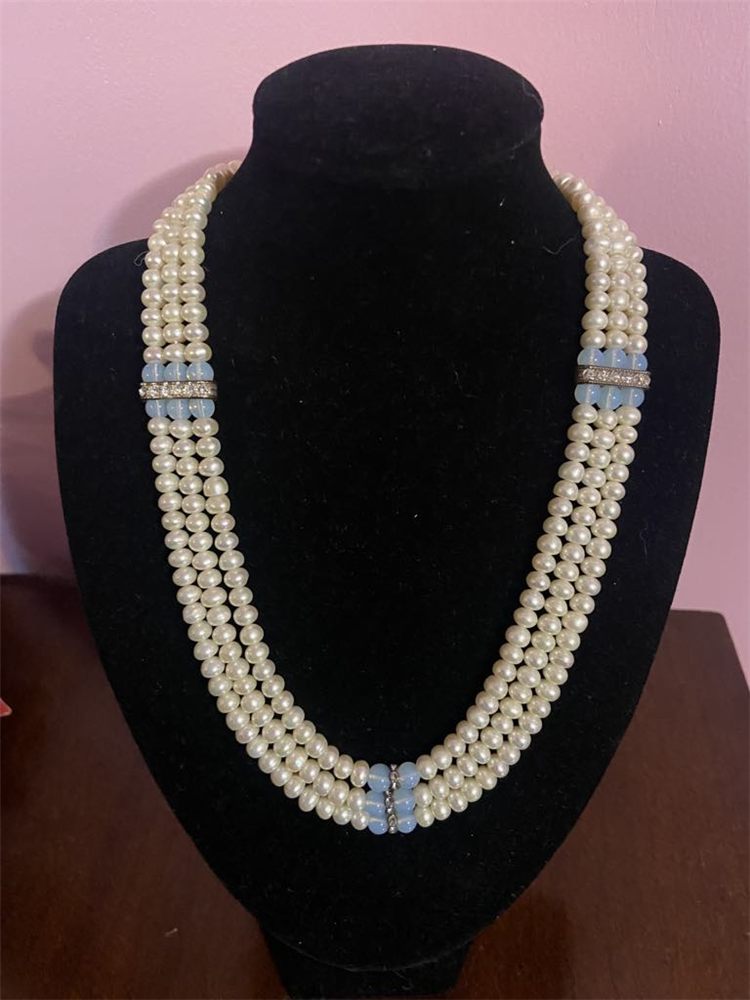Collier « Cascade de perles » — multi-rangs & strass