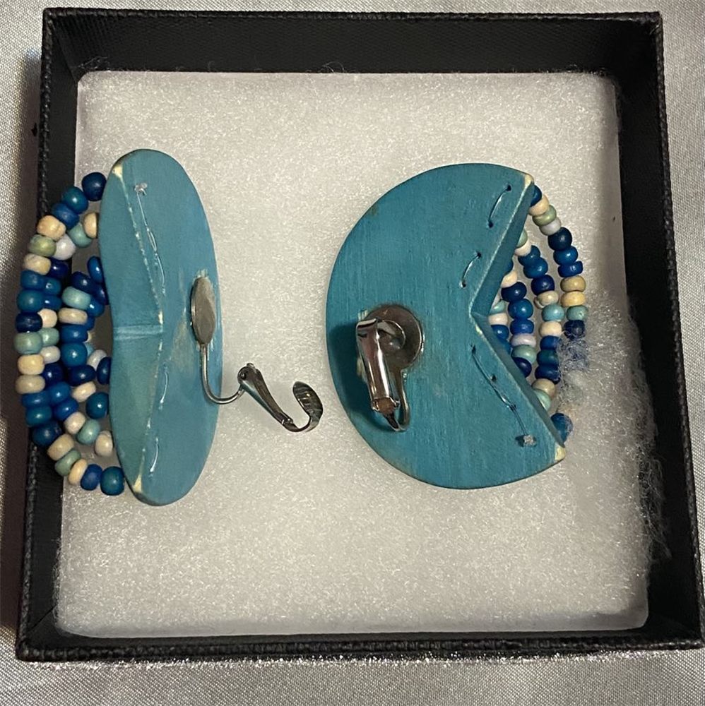 Boucles « Disques de bois turquoise »